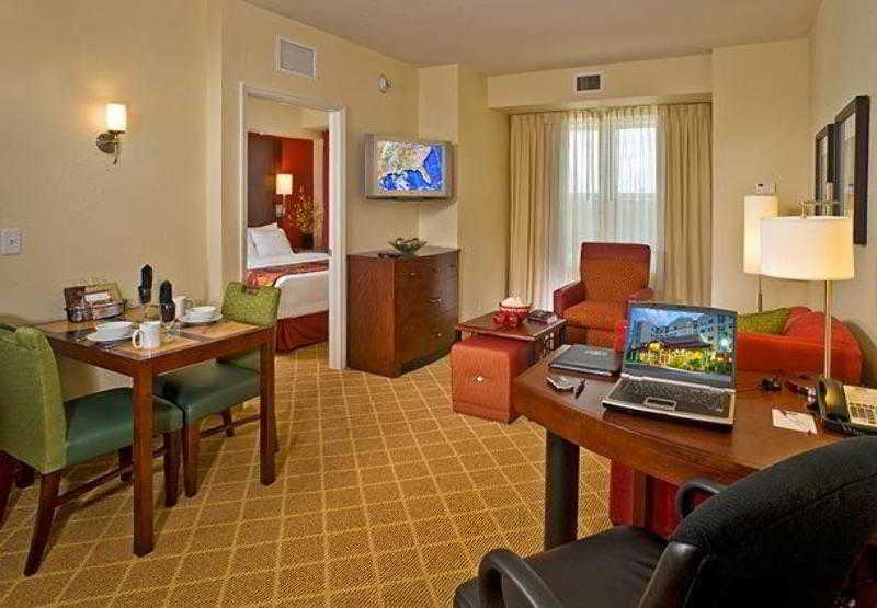 Residence Inn Tampa Suncoast Parkway At Northpointe Village Lutz Esterno foto